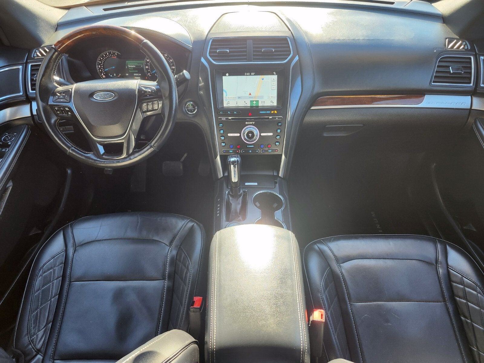 2017 Ford Explorer Platinum