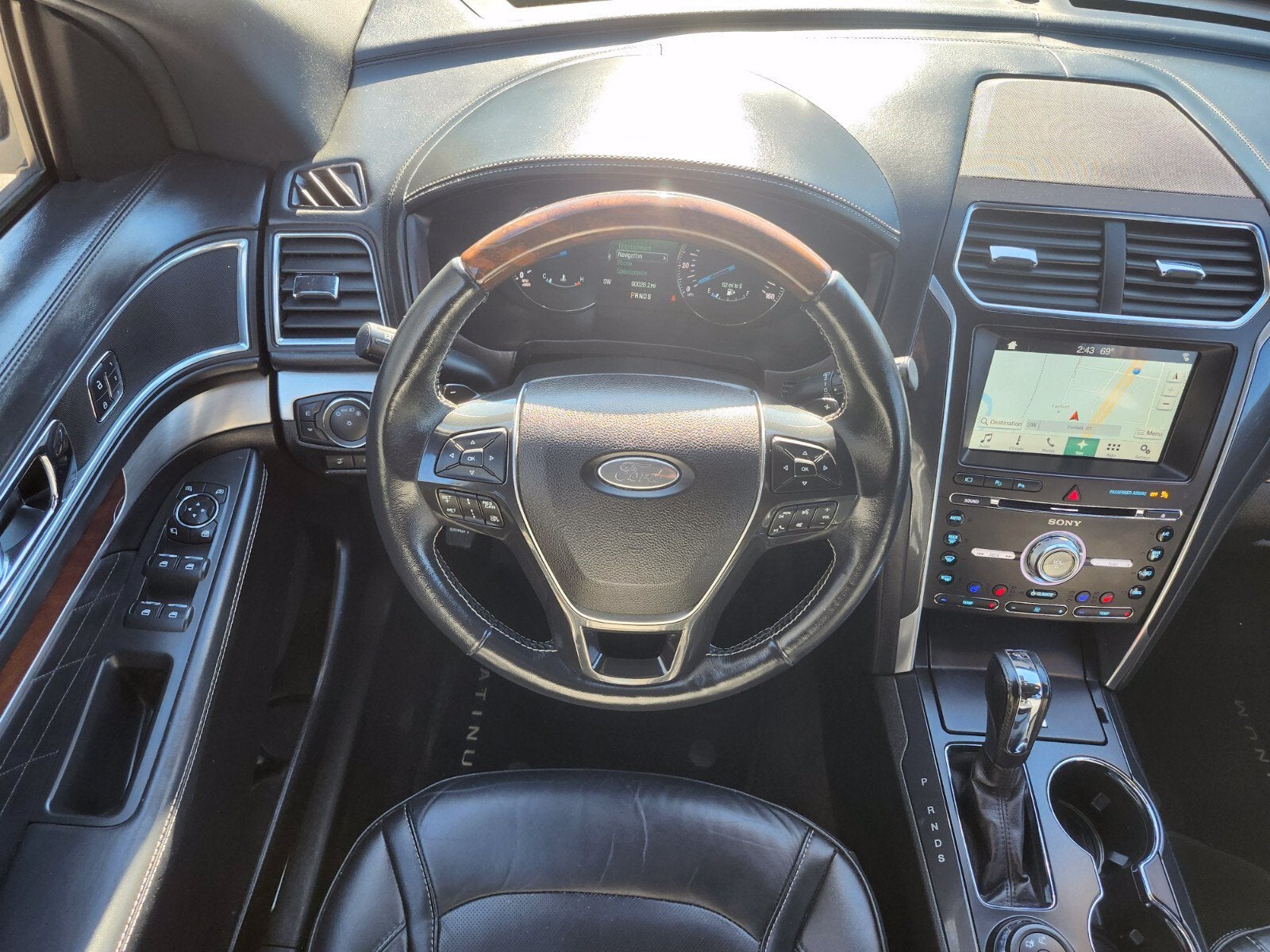 2017 Ford Explorer Platinum