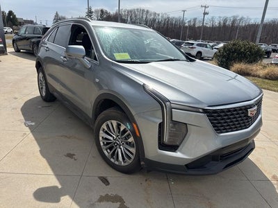 2025 Cadillac XT4 Premium Luxury