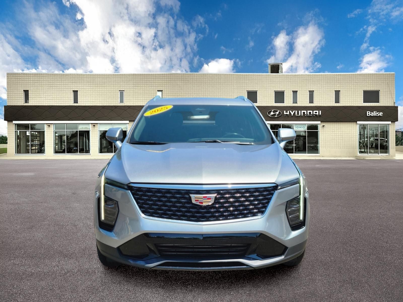 2025 Cadillac XT4 Premium Luxury