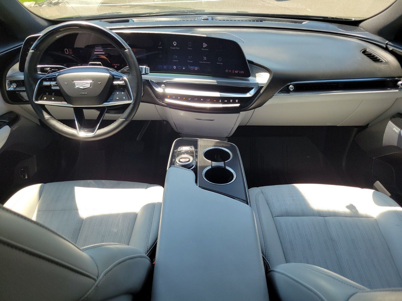 2024 Cadillac LYRIQ Luxury