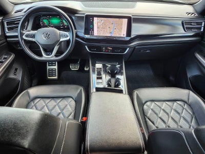 2024 Volkswagen Atlas Cross Sport 2.0T SEL Premium R-Line