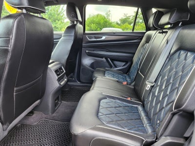 2024 Volkswagen Atlas Cross Sport 2.0T SEL Premium R-Line