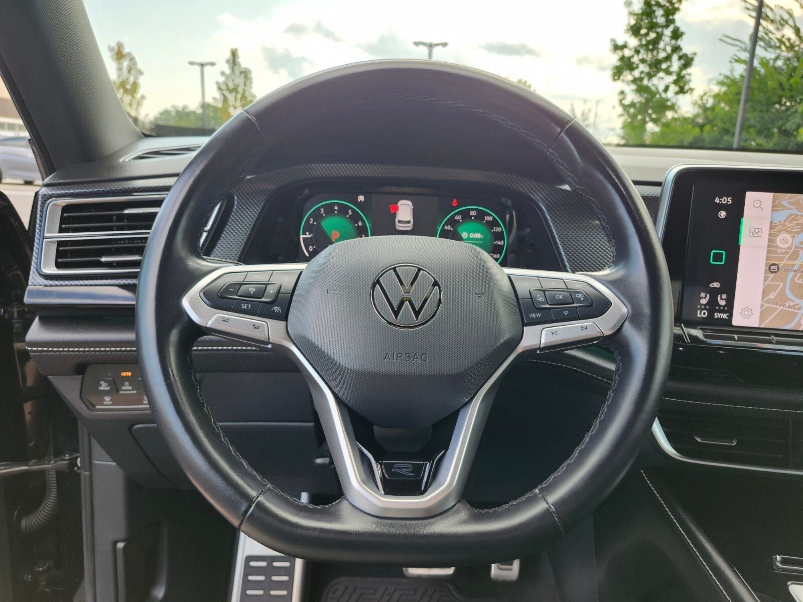 2024 Volkswagen Atlas Cross Sport 2.0T SEL Premium R-Line