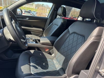 2025 Volkswagen Atlas Cross Sport 2.0T SEL Premium R-Line