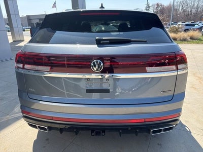 2025 Volkswagen Atlas Cross Sport 2.0T SEL Premium R-Line
