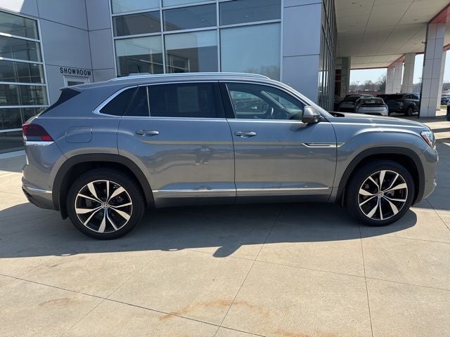 2025 Volkswagen Atlas Cross Sport 2.0T SEL Premium R-Line