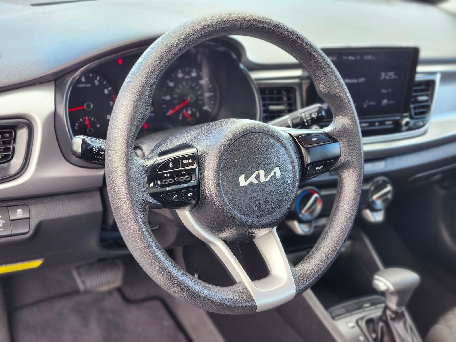 2022 Kia Rio LX