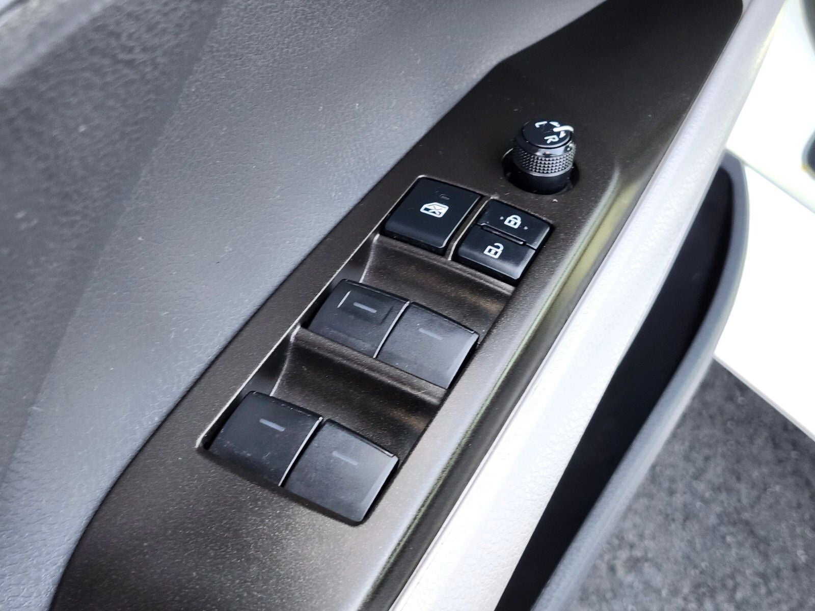 2021 Toyota Camry LE AWD