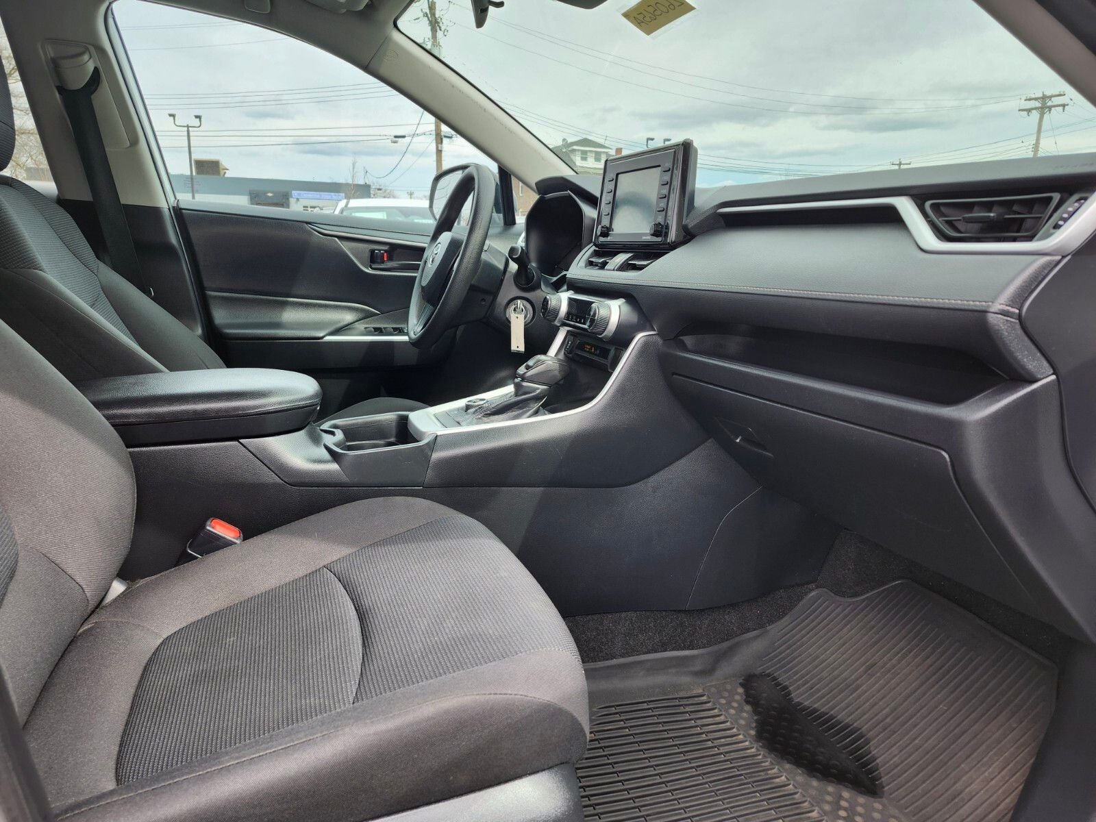 2020 Toyota RAV4 Hybrid LE AWD