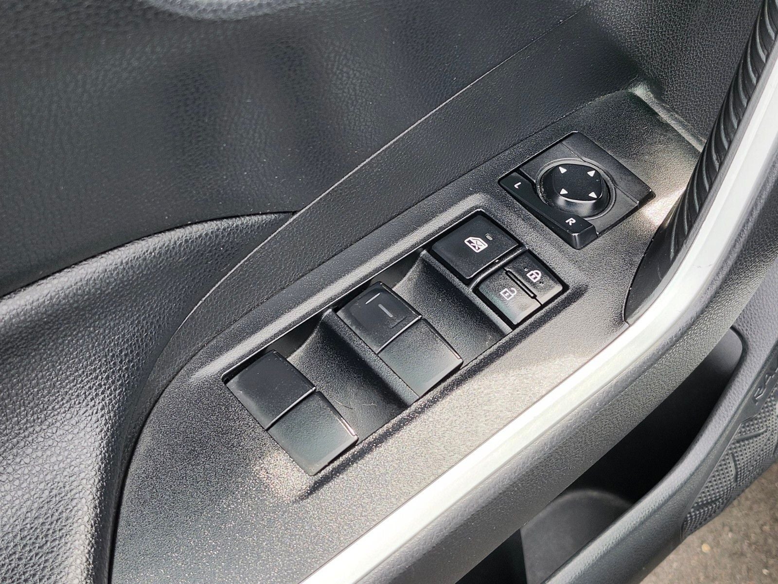 2020 Toyota RAV4 Hybrid LE AWD