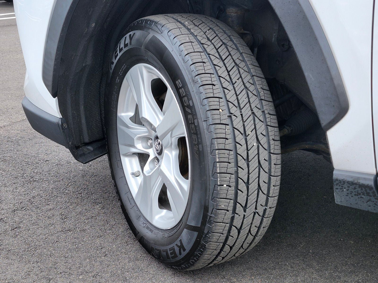 2020 Toyota RAV4 Hybrid LE AWD