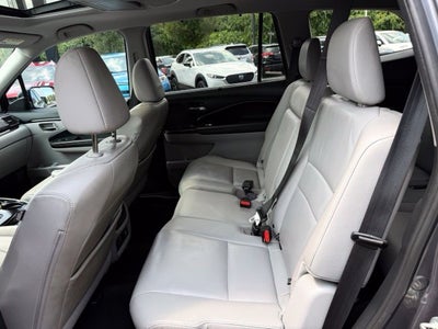 2021 Honda Pilot Touring 8 Passenger