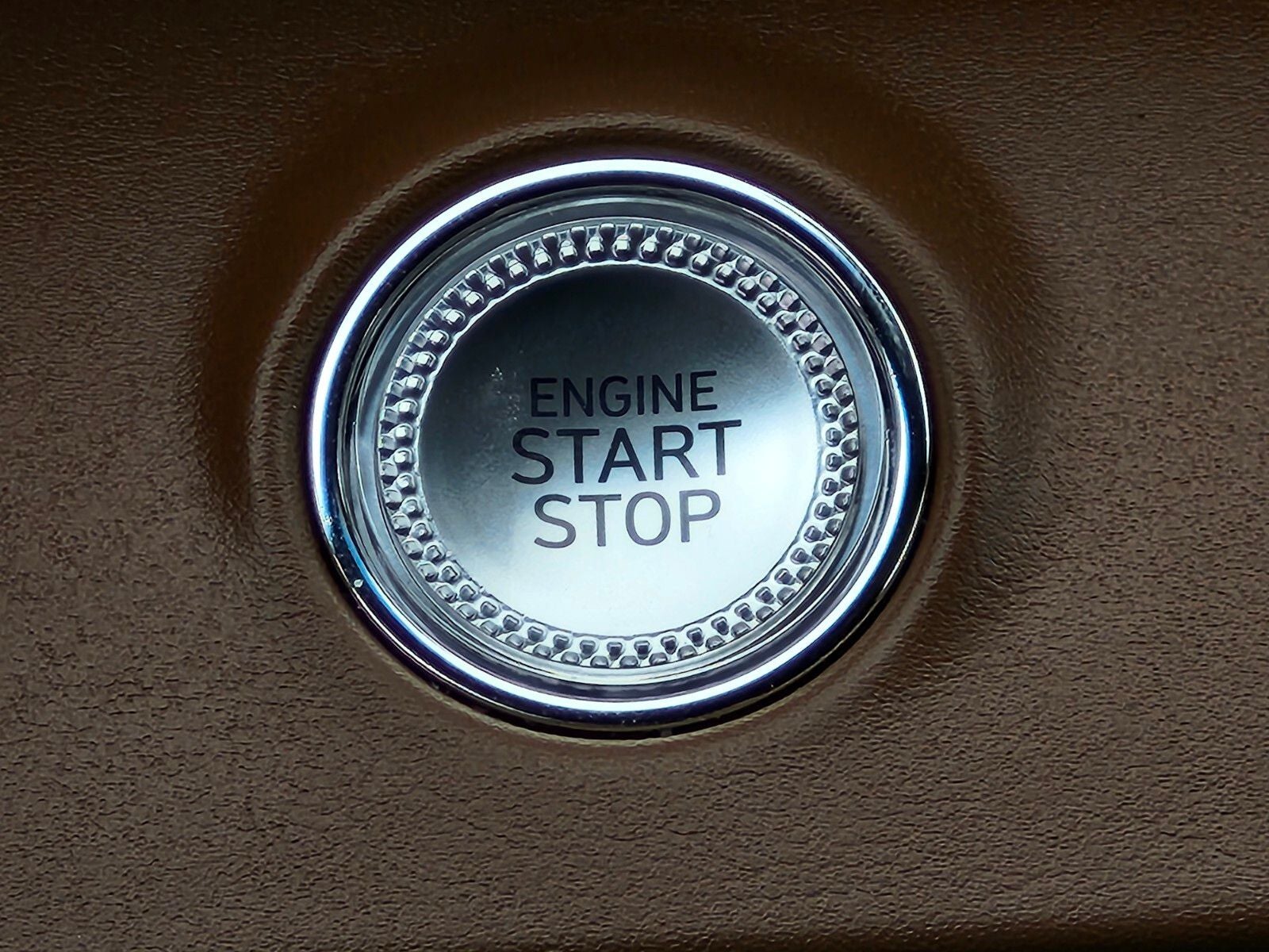 2025 Genesis GV70 2.5T ADVANCED