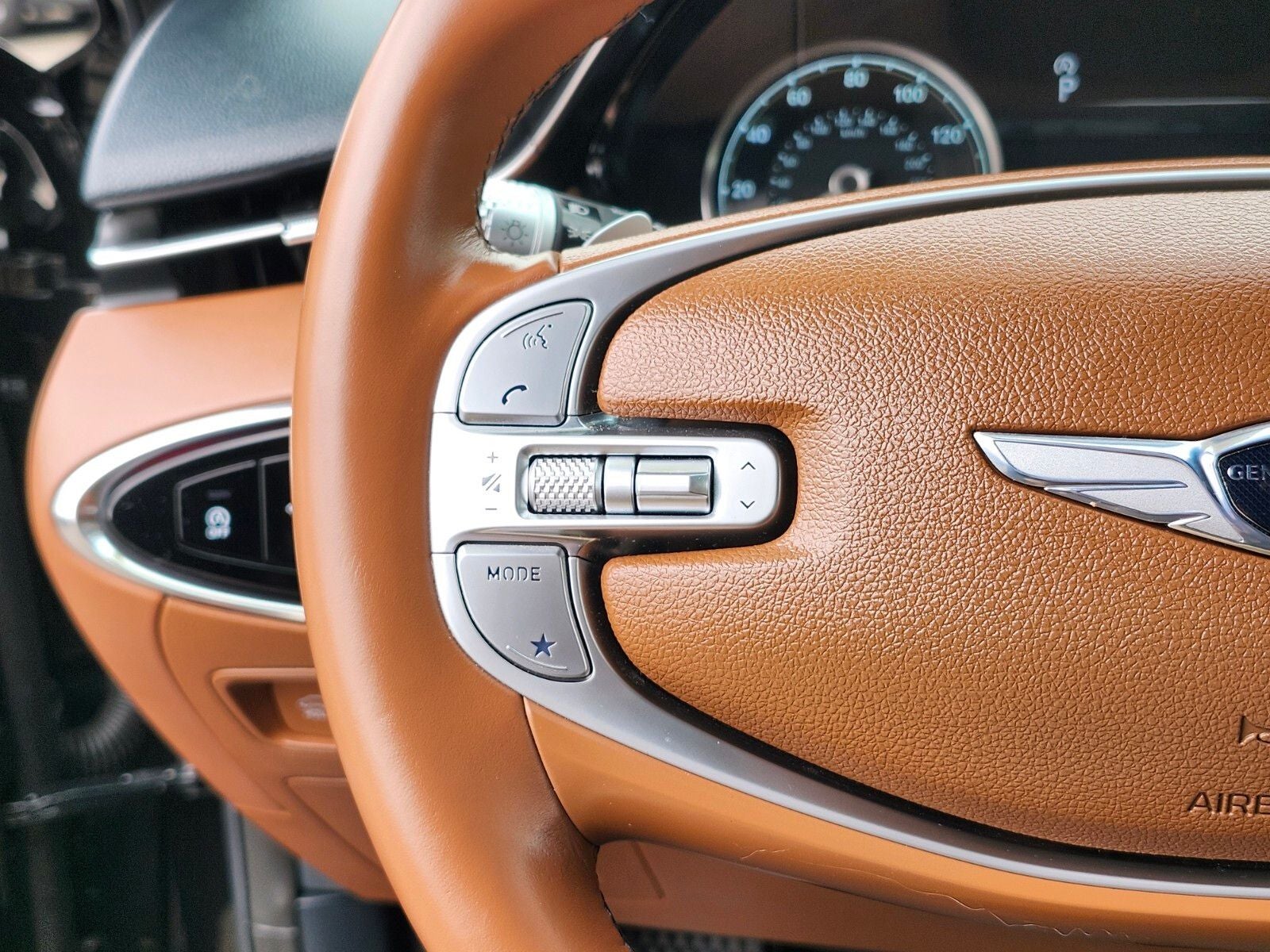 2025 Genesis GV70 2.5T ADVANCED