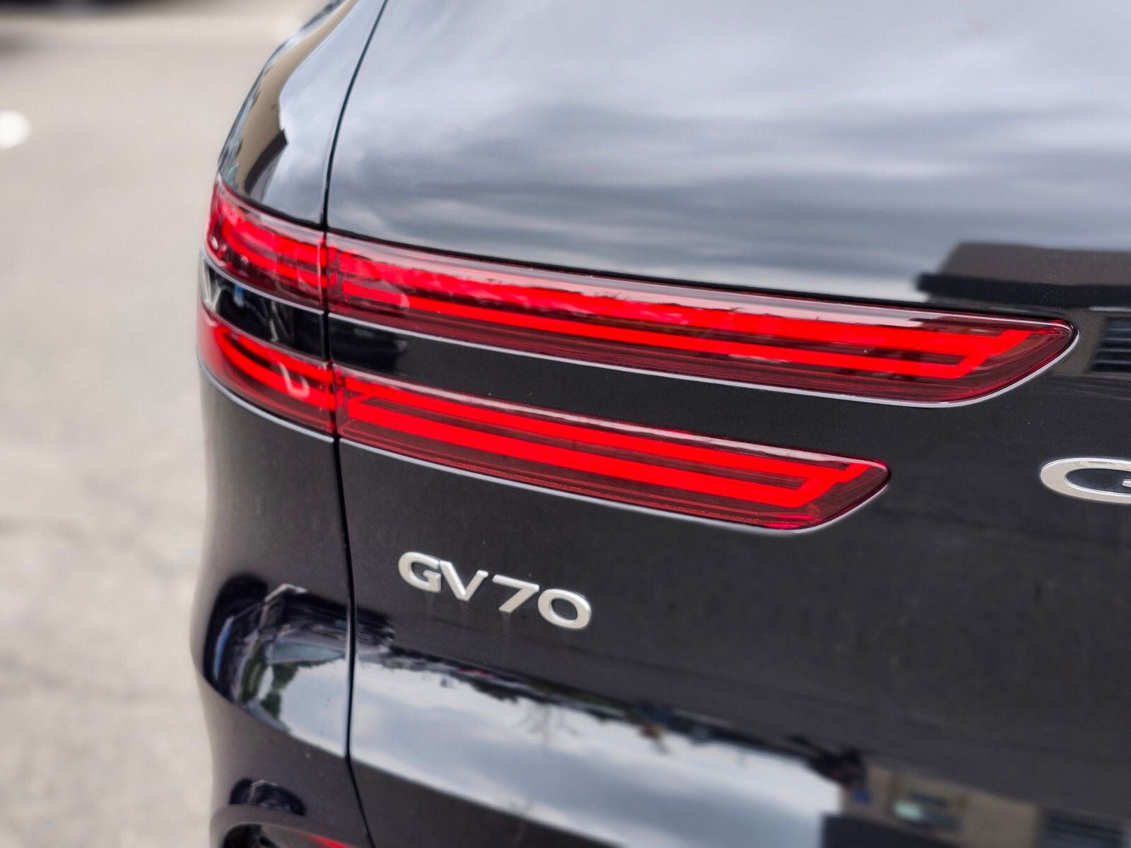 2025 Genesis GV70 2.5T ADVANCED