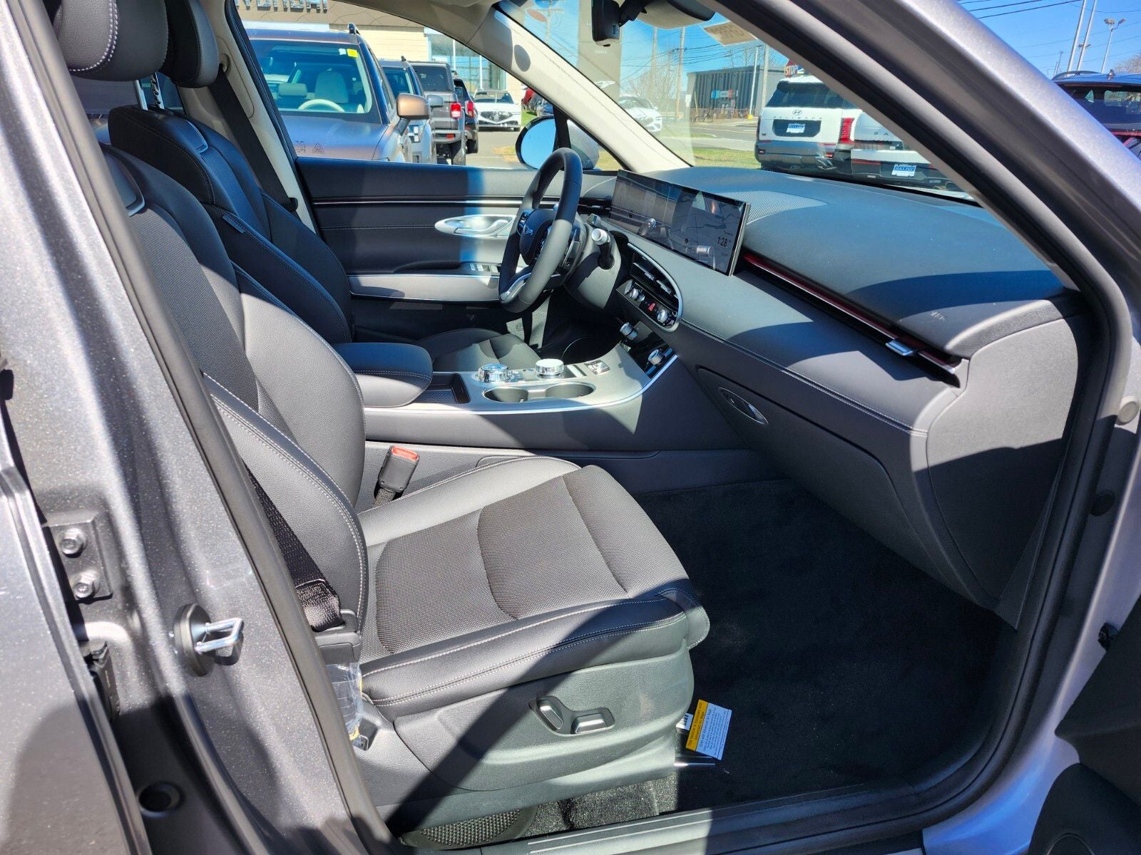 2026 Genesis GV70 2.5T Select