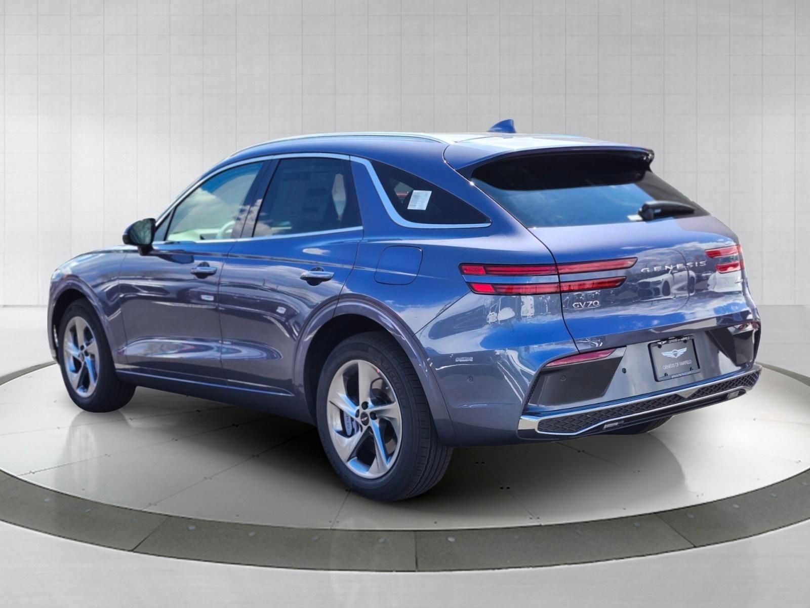 2026 Genesis GV70 2.5T Advanced
