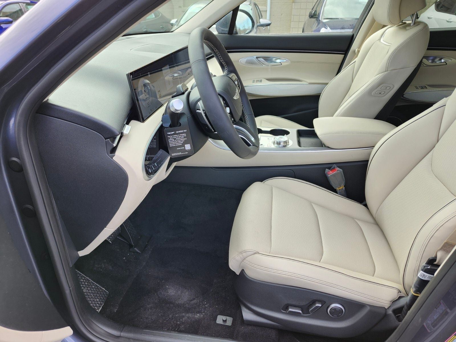 2026 Genesis GV70 2.5T ADVANCED