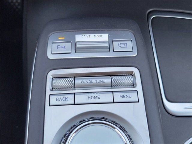 2025 Genesis Electrified GV70 Advanced