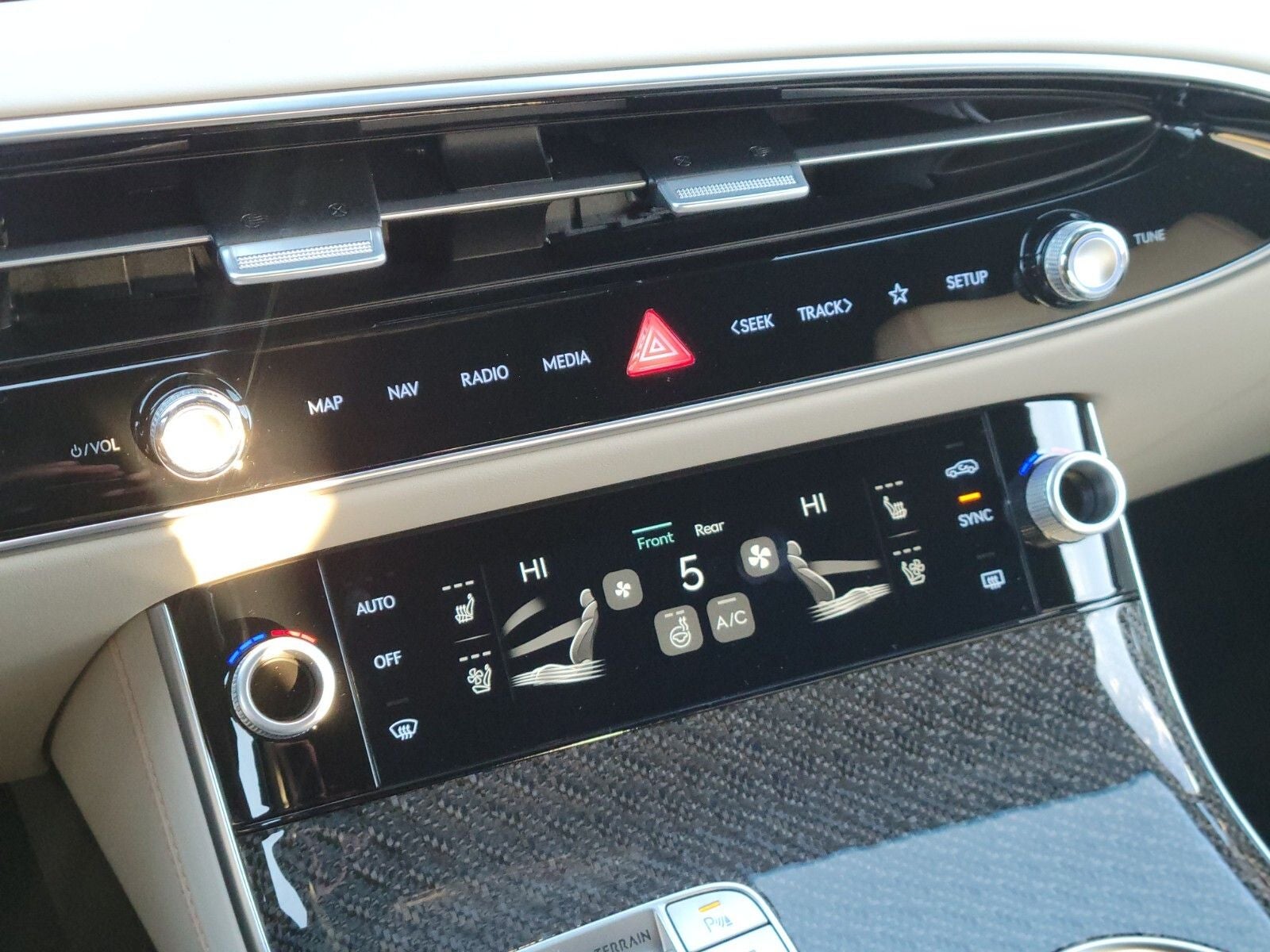 2026 Genesis GV70 3.5T SPORT PRESTIGE