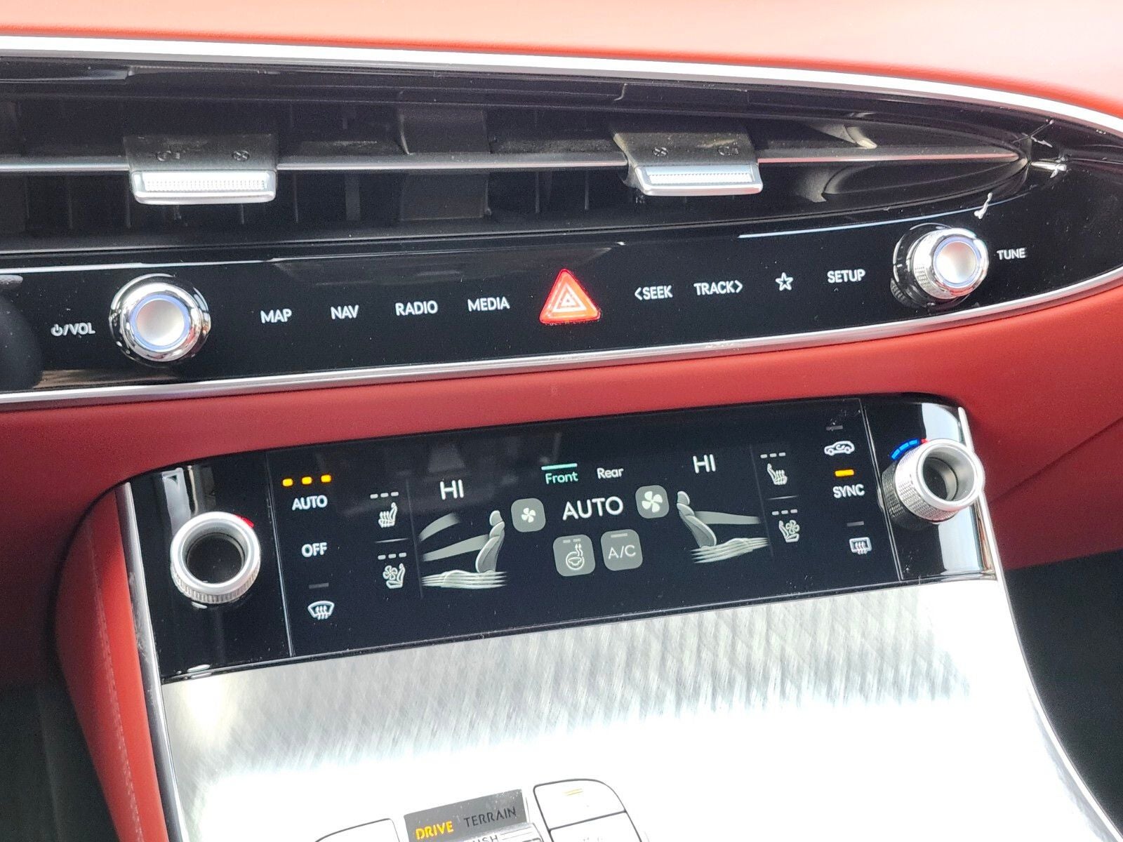 2026 Genesis GV70 2.5T SPORT PRESTIGE