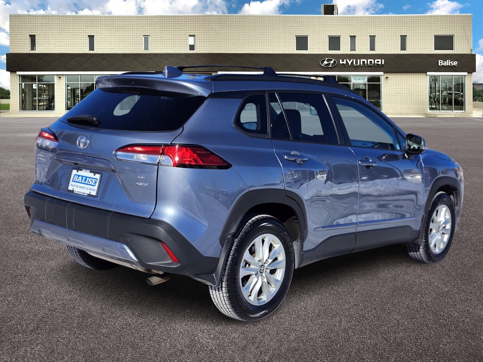 2023 Toyota Corolla Cross LE