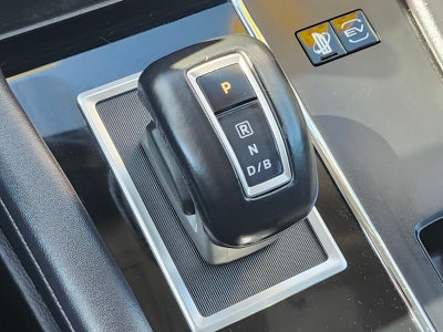2023 Mitsubishi Outlander PHEV SE
