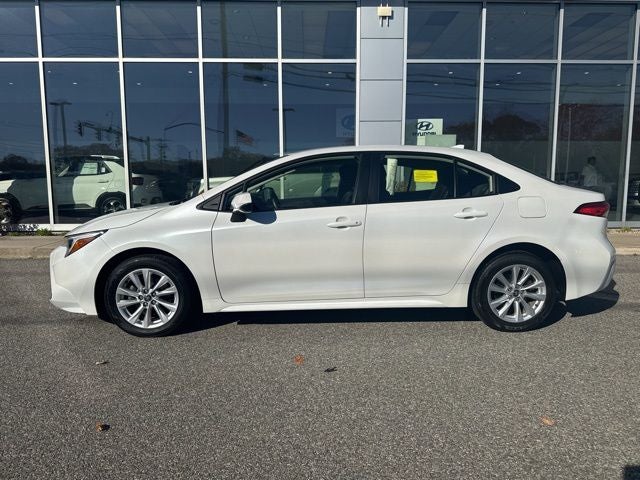 2023 Toyota Corolla Hybrid LE