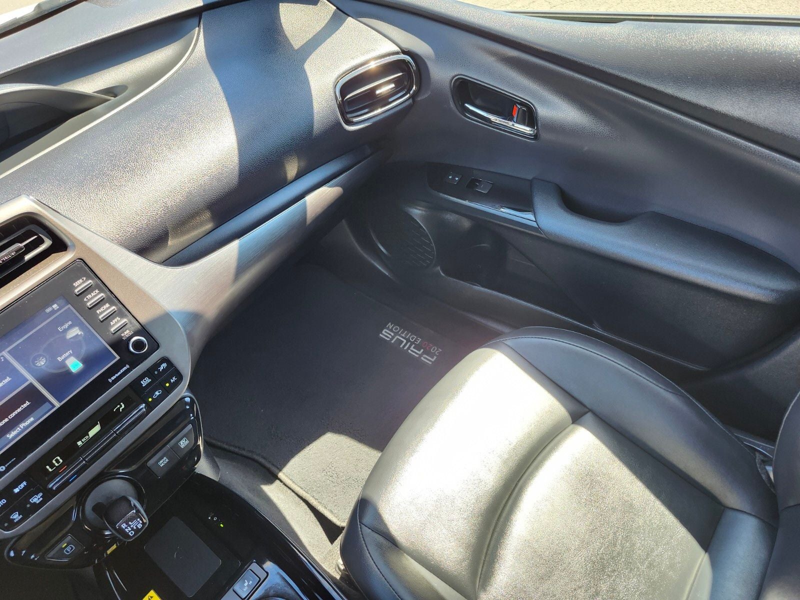 2021 Toyota Prius XLE