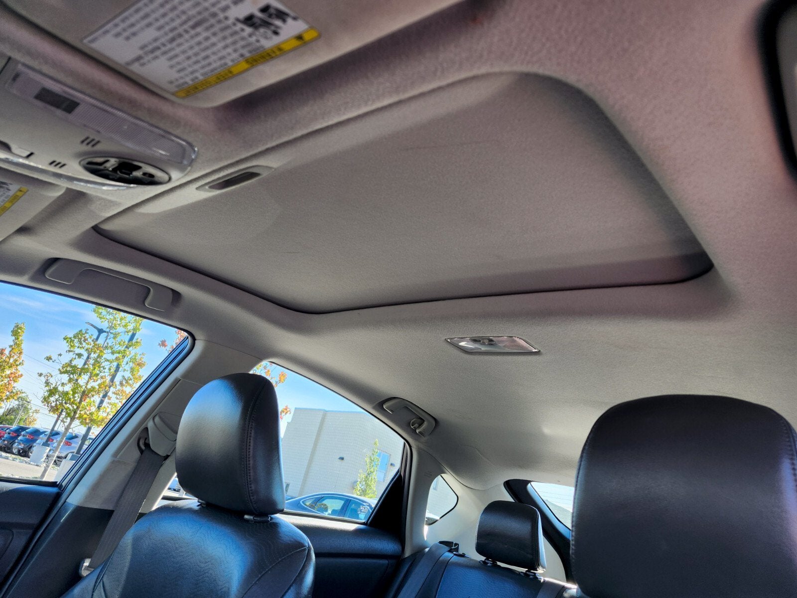 2010 Toyota Prius IV Solar Roof Package