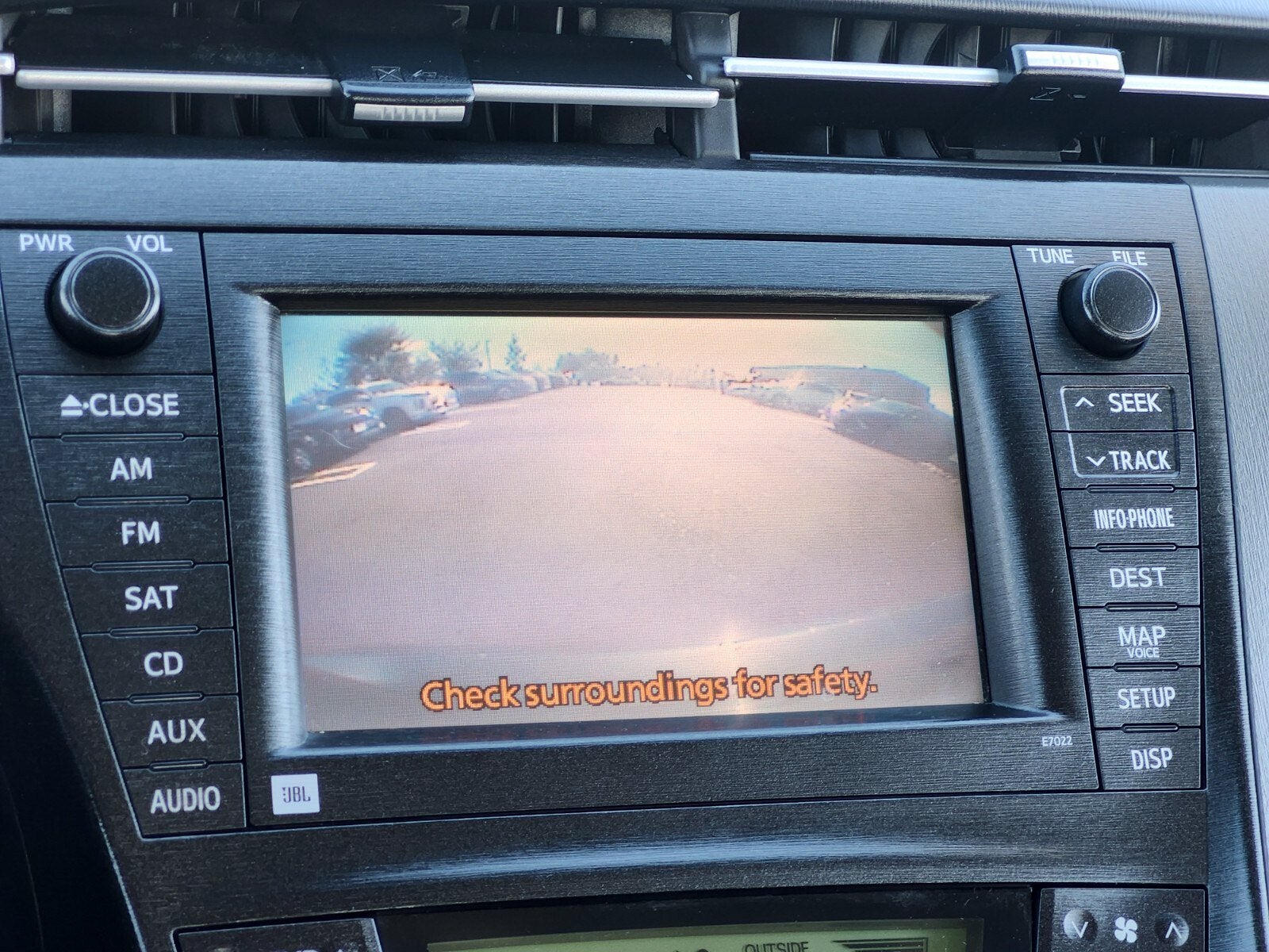 2010 Toyota Prius IV Solar Roof Package