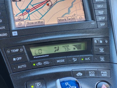 2010 Toyota Prius IV Solar Roof Package
