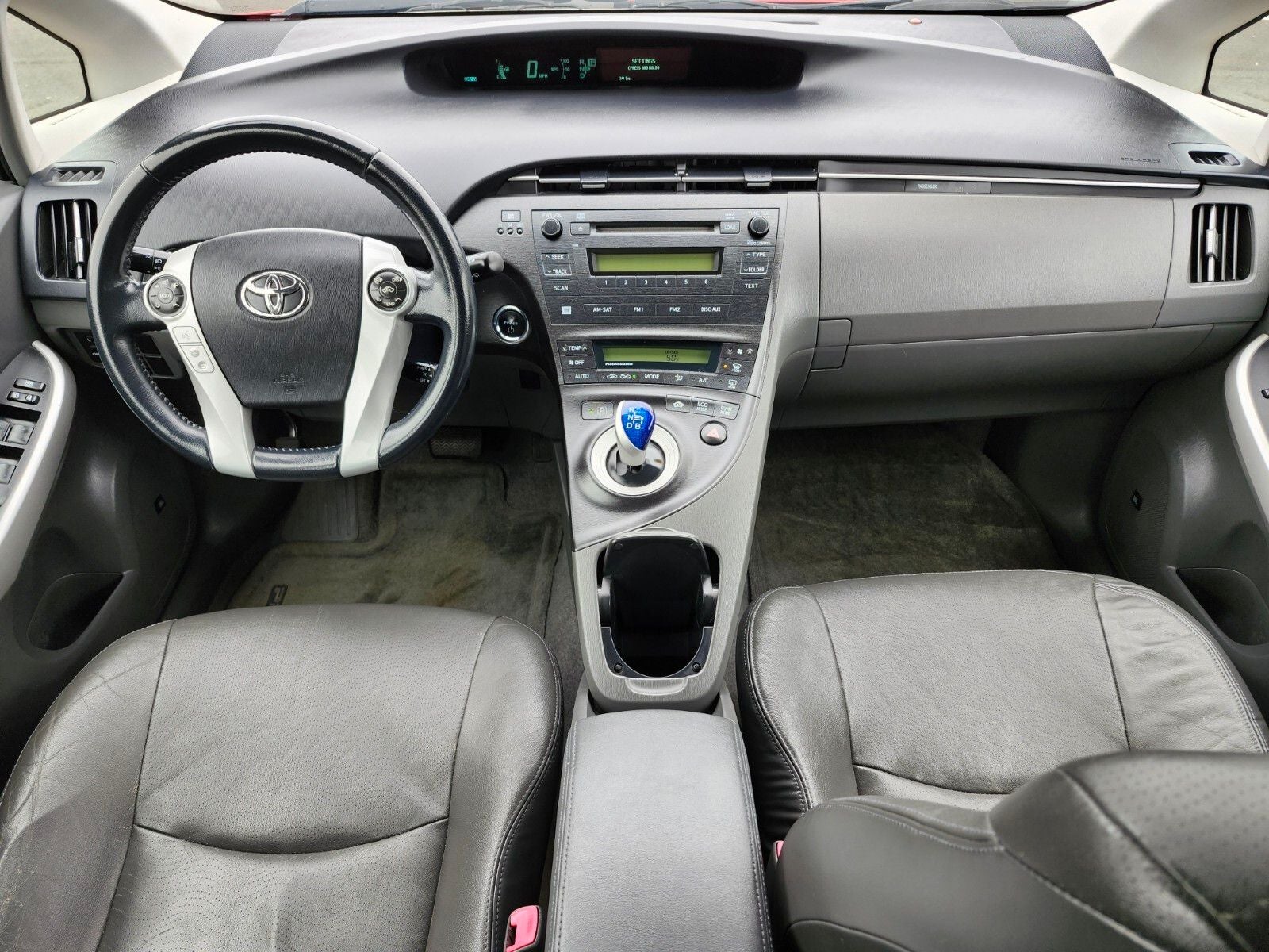 2010 Toyota Prius III