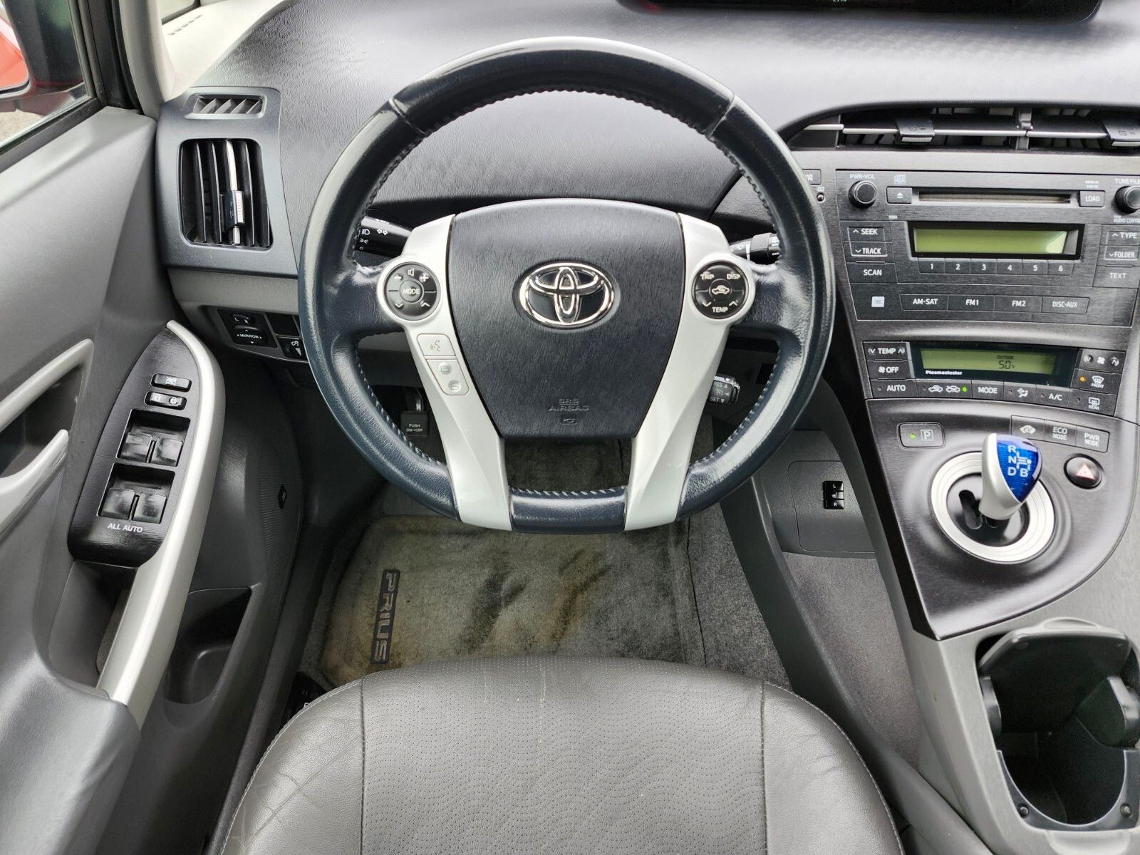 2010 Toyota Prius III