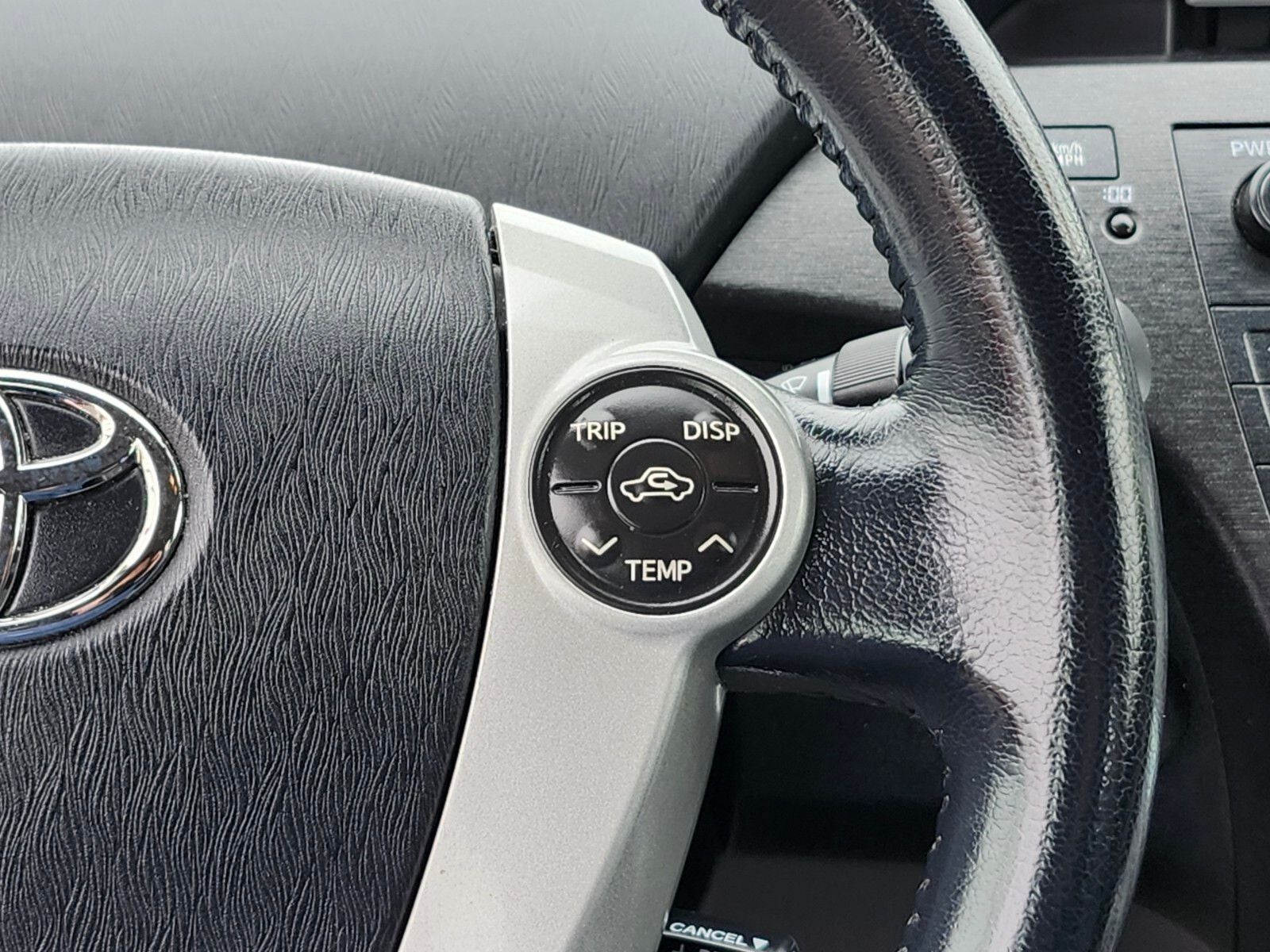 2010 Toyota Prius III