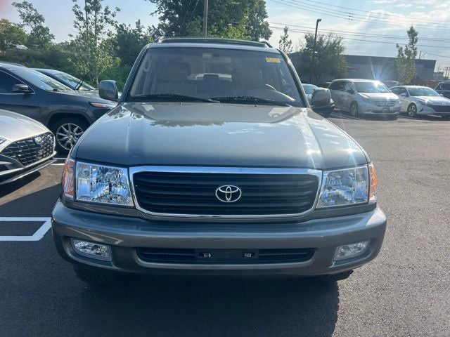 2002 Toyota Land Cruiser Base