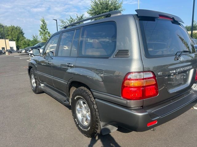 2002 Toyota Land Cruiser Base
