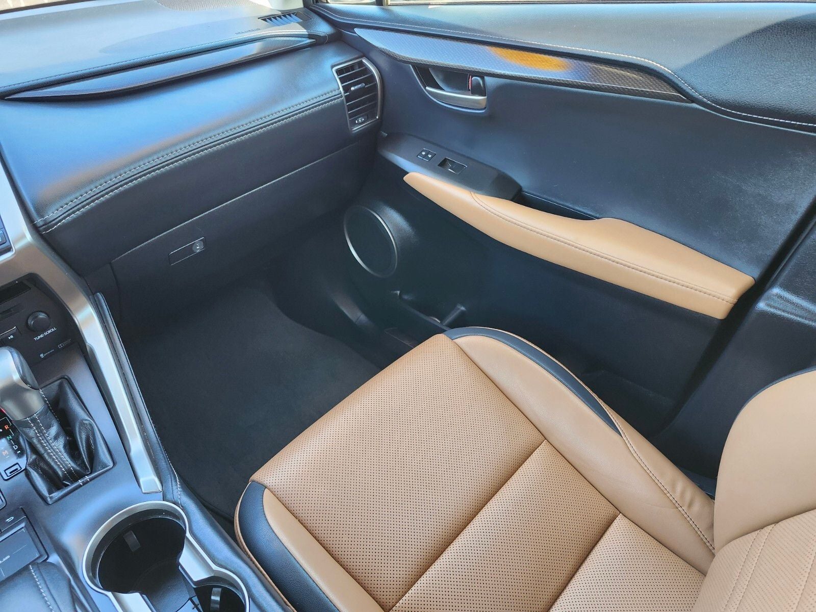 2017 Lexus NX 200t