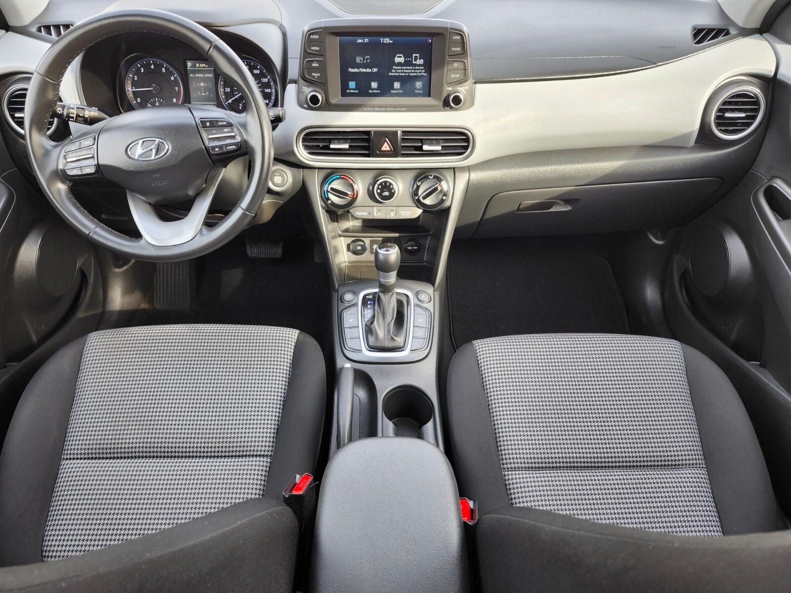 2021 Hyundai Kona SEL Plus