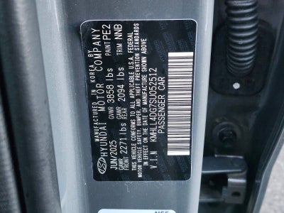 2025 Hyundai Elantra SE