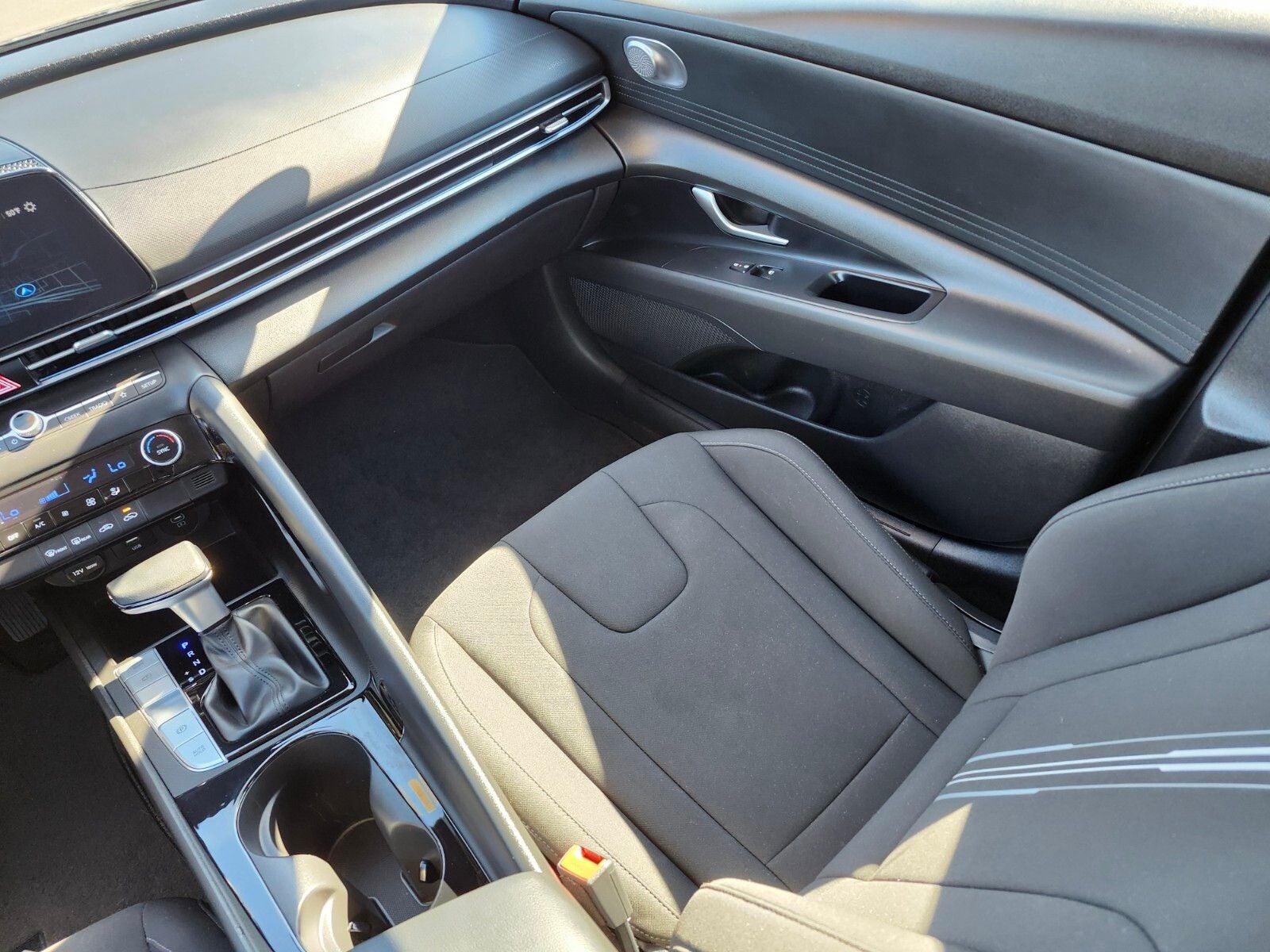 2024 Hyundai Elantra Hybrid Blue