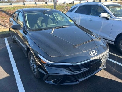 2024 Hyundai Elantra Hybrid Blue