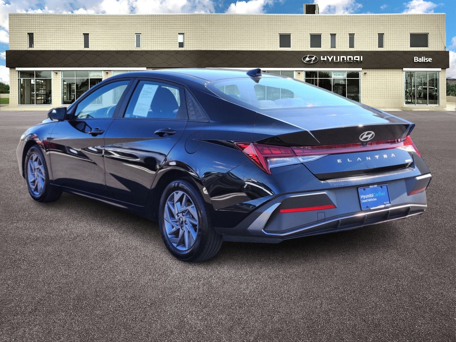 2024 Hyundai Elantra Hybrid Blue