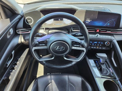 2022 Hyundai Elantra Limited