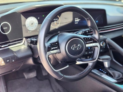 2022 Hyundai Elantra Limited