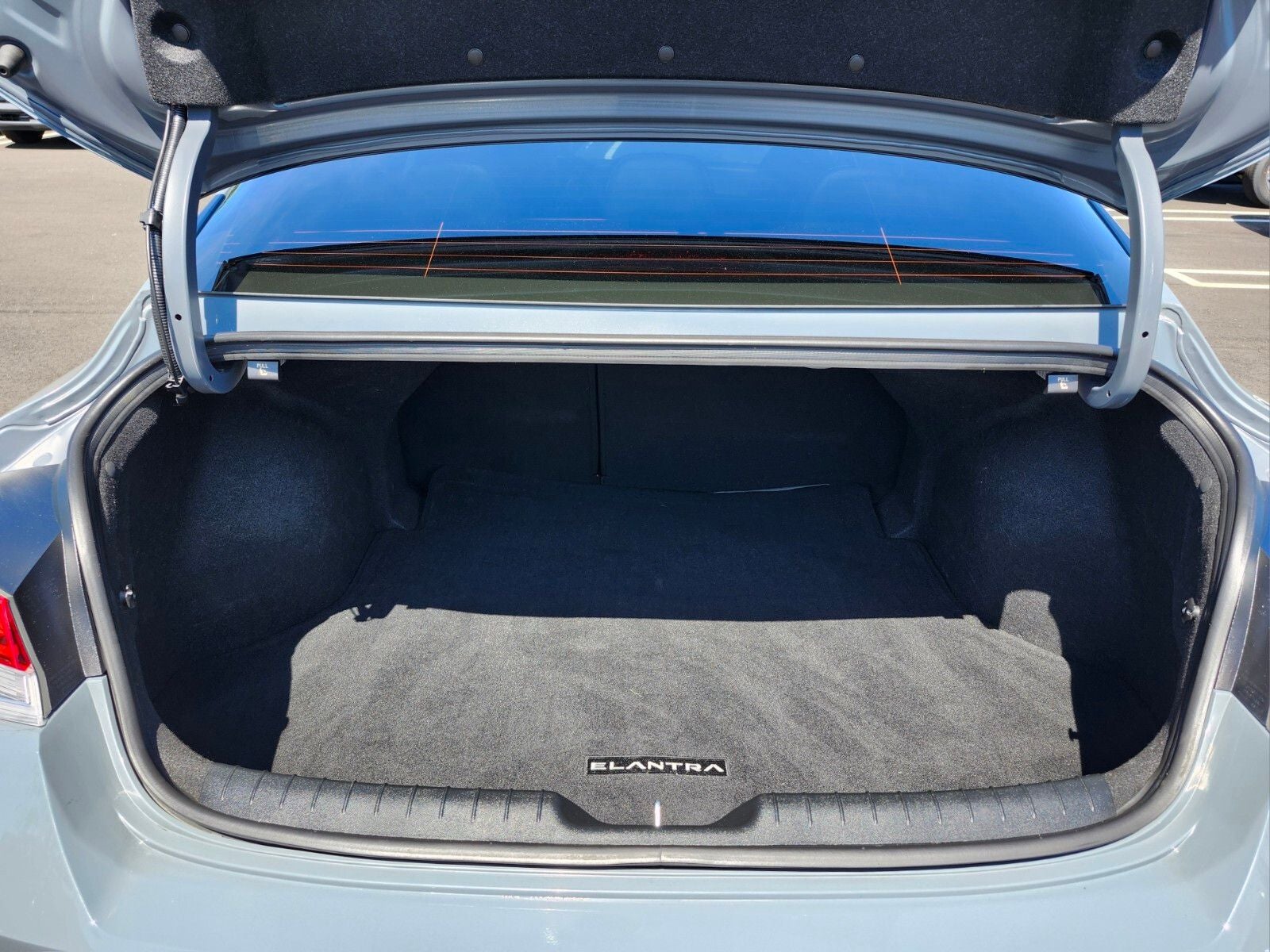 2022 Hyundai Elantra Limited