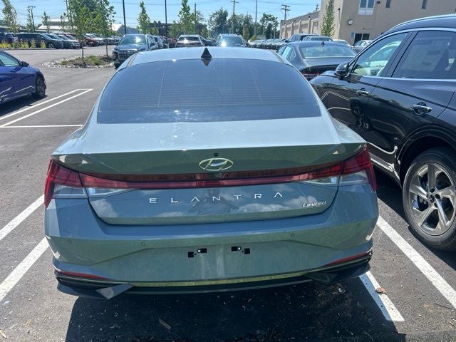 2022 Hyundai Elantra Limited