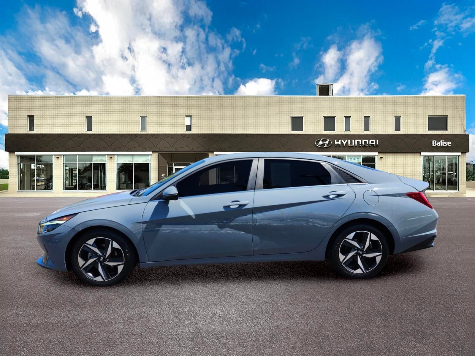 2022 Hyundai Elantra Limited