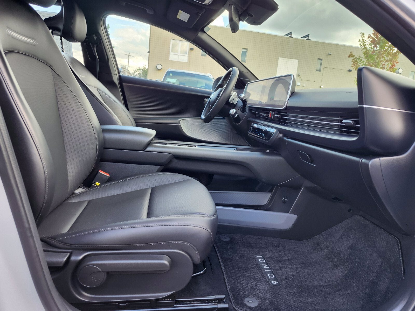 2023 Hyundai IONIQ 6 SEL